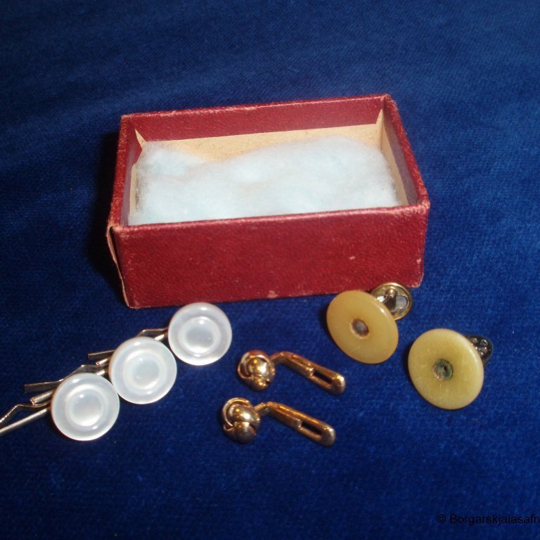 Ermahnappar, þrenn pör