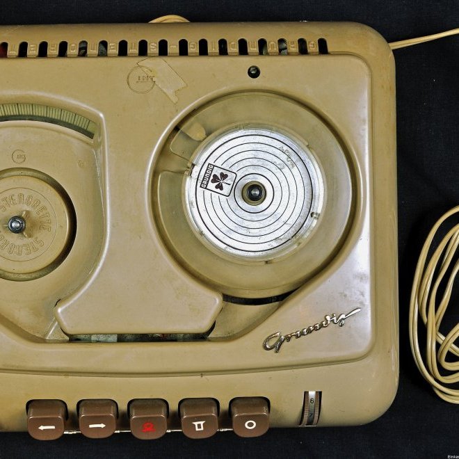 Grundig Stenorette diktafónn, að ofan.
