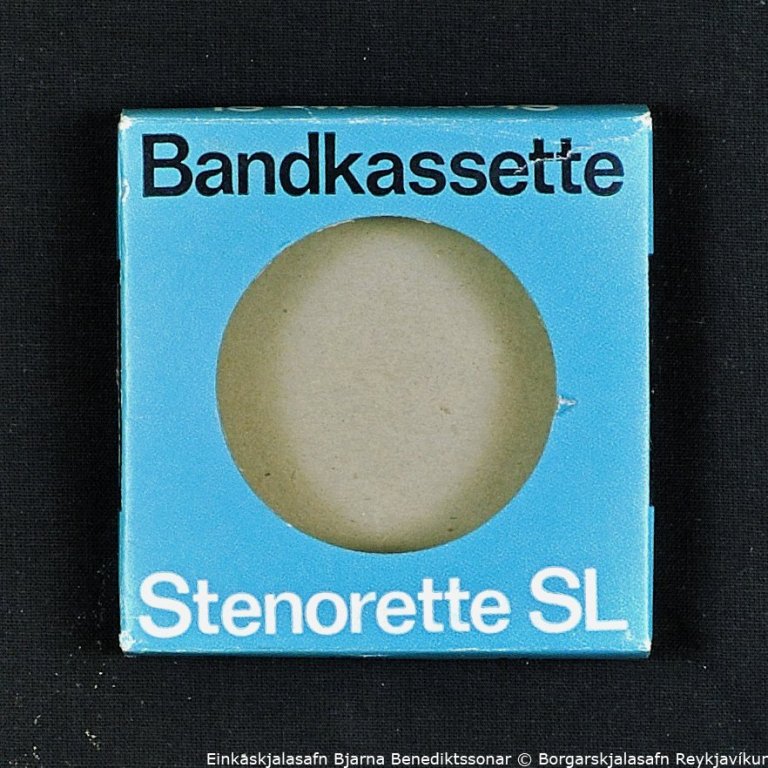 Kassi utan af kasettu, Bendekassette, tómur.