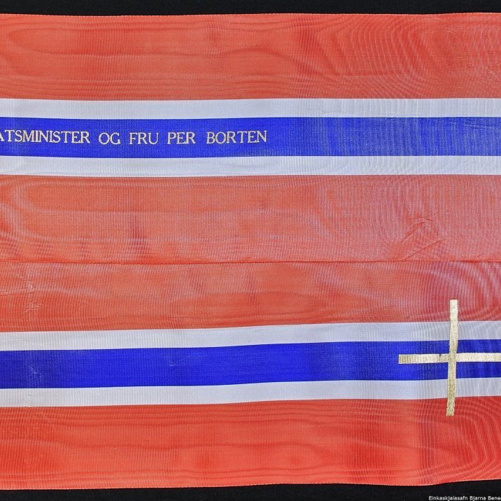 Borði 15: Fra Statsminister Og Fru Per Borten.