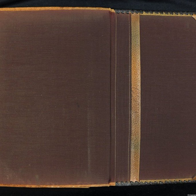 Bréfamappa, önnur opna.