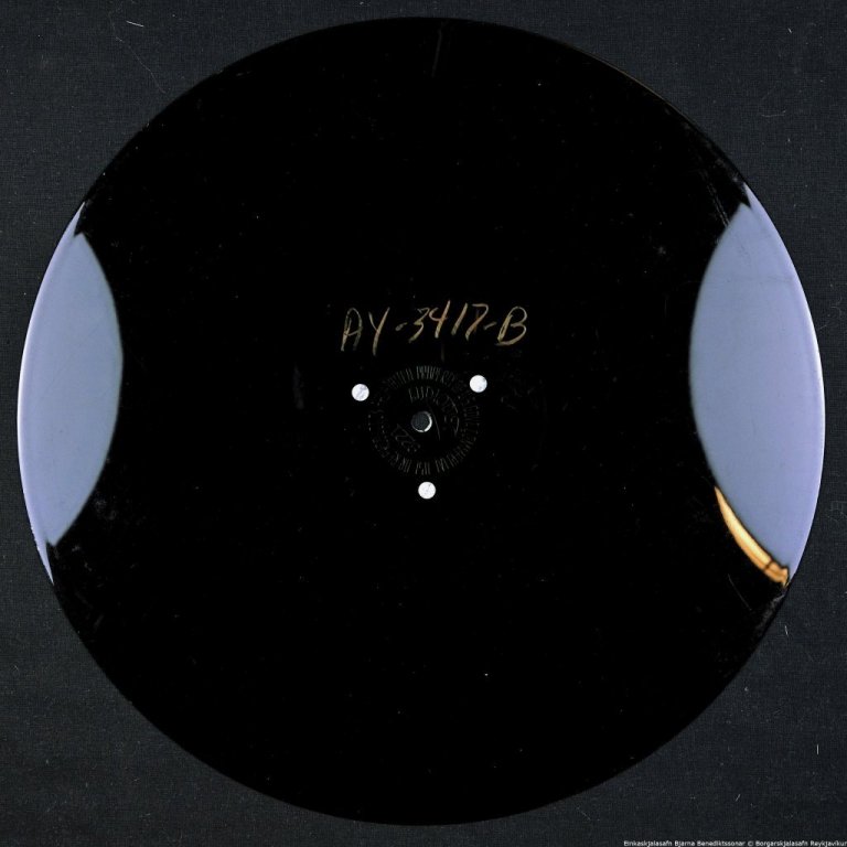 Hljómplata úr umslagi AY3417B, hlið 2.