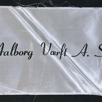 Borði 38: Forsætisráðherrahjónin, Dr. Bjarni Benediktsson, Frú Sigríður Björnsdóttir, og Benedikt Vilmundarson. Aalborg Værft A.S..