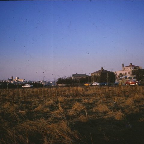 Landakotskirkja og Landakotsspítali sjást til vinstri. Myndin er tekin árið 1972. Borgarskjalasafn Reykjavíkur. 