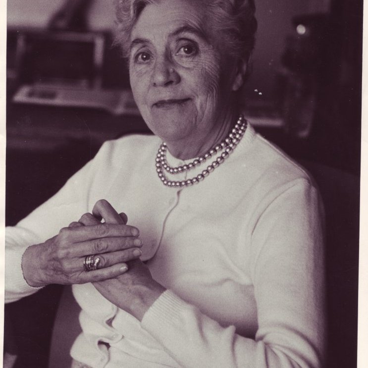 Lára Bogason, systir Ingibjargar Thors.