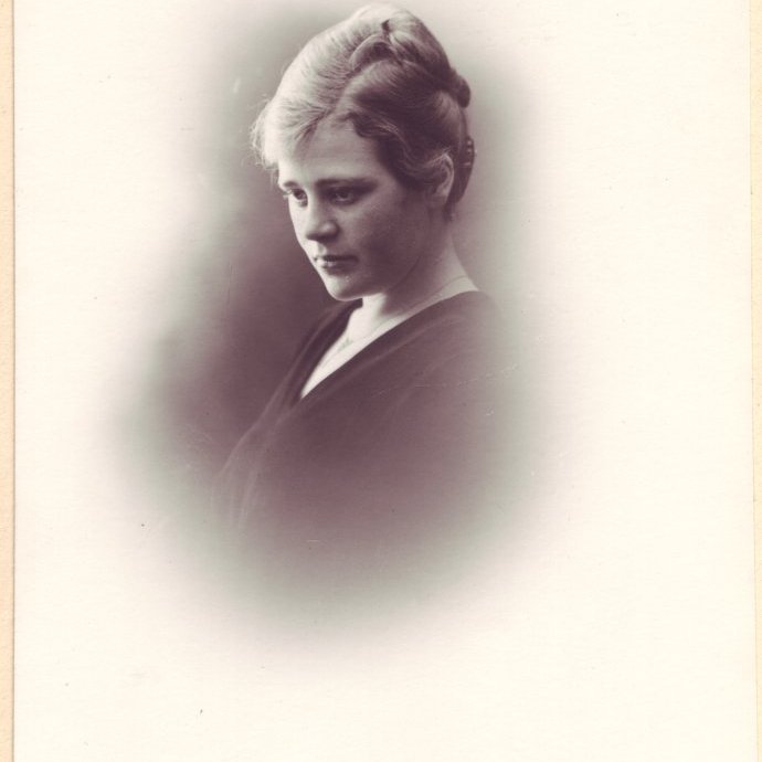 Ingibjörg Indriðadóttir um það leyti sem þau Ólafur Thors giftust.