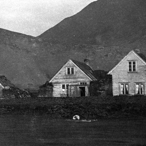 „Mér leiddist hvern einasta dag allt sumarið. Einn búinn – eftir 59 tveir – eftir 58 osfrv. Ég vildi vera 60 daga af því heima var gert ráð fyrir ég yrði minst 45. Þegar heim kom lést ég hafa skemt mér ágætlega, og næsta vor heimtaði ég að fá að fara aftur.“