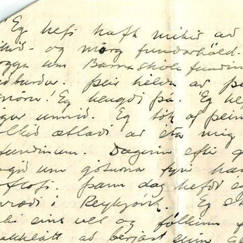 „Þeir héldu að þeir hefðu mig í snöru!“  skrifaði Ólafur Mörtu dóttur sinni eftir fundinn.  „Ég hengdi þá. Ég hef engan slíkan sigur unnið. Ég tók af þeim fundinn, og fólkið ætlaði að éta mig á eftir, - líka á fundinum. Daginn eftir gat ég ekki gengið um göturnar fyrir hamingjuóskum og oflofi. Þann dag hefði ég getað tekið einræði í Reykjavík. Ég stóð mig vel, en ekki eins vel og fólkinu finnst. En það er þakklátt að berjast einn gegn mörgum.“ Mynd:  Úr bréfi Ólafs Thors til Mörtu dóttur sinnar, dags. 31.05.1936. Borgarskjalasafn Reykjavíkur, skjalasafn Mörtu Thors.