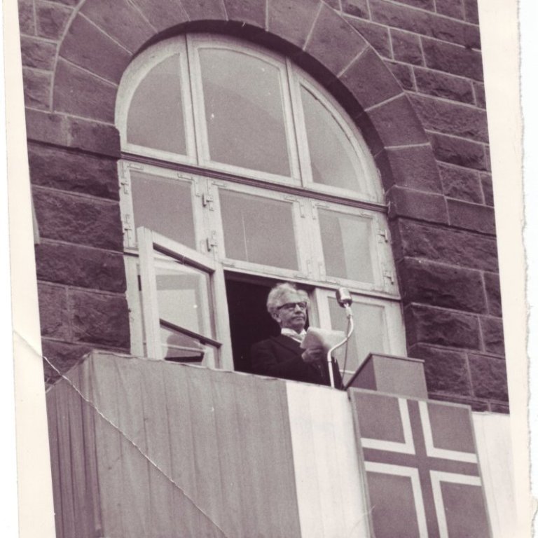 Ólafur Thors heldur þjóðhátíðarávarp 17 júní 1961.
