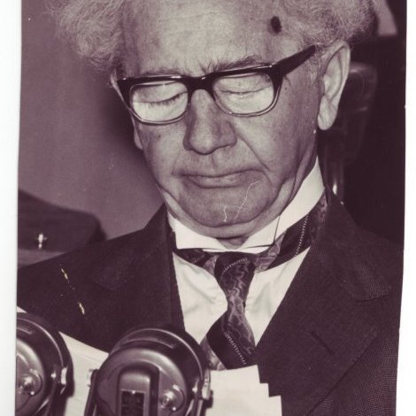 Ólafur Thors í ræðustól um 1960.