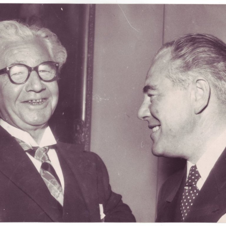 Ólafur Thors ásamt Hans Hedtoft forsætisráherra Dana á fundi í Osló.