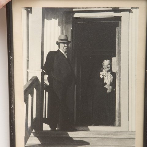 Um 1944 Á Lágafelli Margrét Þorbjörg og Thor Jensen.