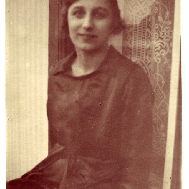 Um 1920 Soffía Hafstein Thors, dóttir Hannesar og kona Hauks Thors.