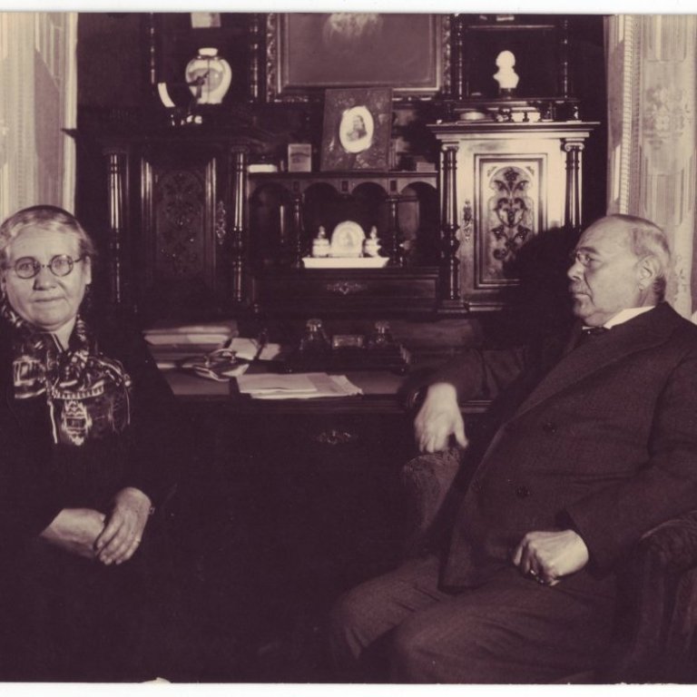 Margrét Þorbjörg og Thor Jensen á áttræðisaldri.  Ljósmyndasafn Reykjavíkur.