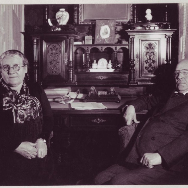 Margrét Þorbjörg og Thor Jensen á áttræðisaldri.  Ljósmyndasafn Reykjavíkur.