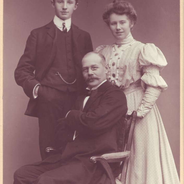 Thor Jensen með Richard og Camillu í Kaupmannahöfn um 1908. Ljósmyndasafn Reykjavíkur.