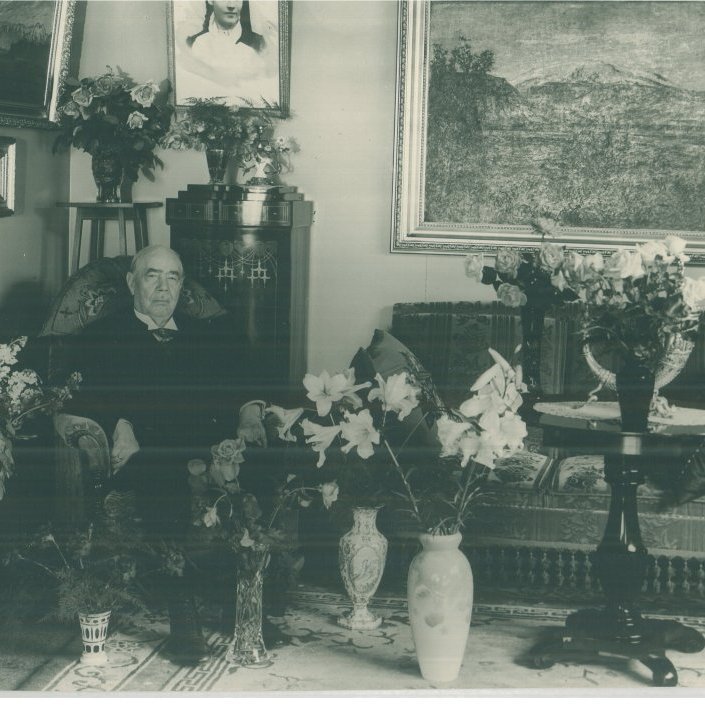 Síðasta myndin af Thor Jensen heima á Lágafelli skömmu fyrir andlát hans.  Ljósmyndasafn Reykjavíkur.