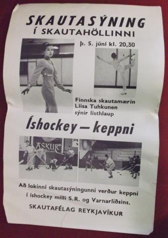 Elstu skjöl Skautafélags Reykjavíkur afhent