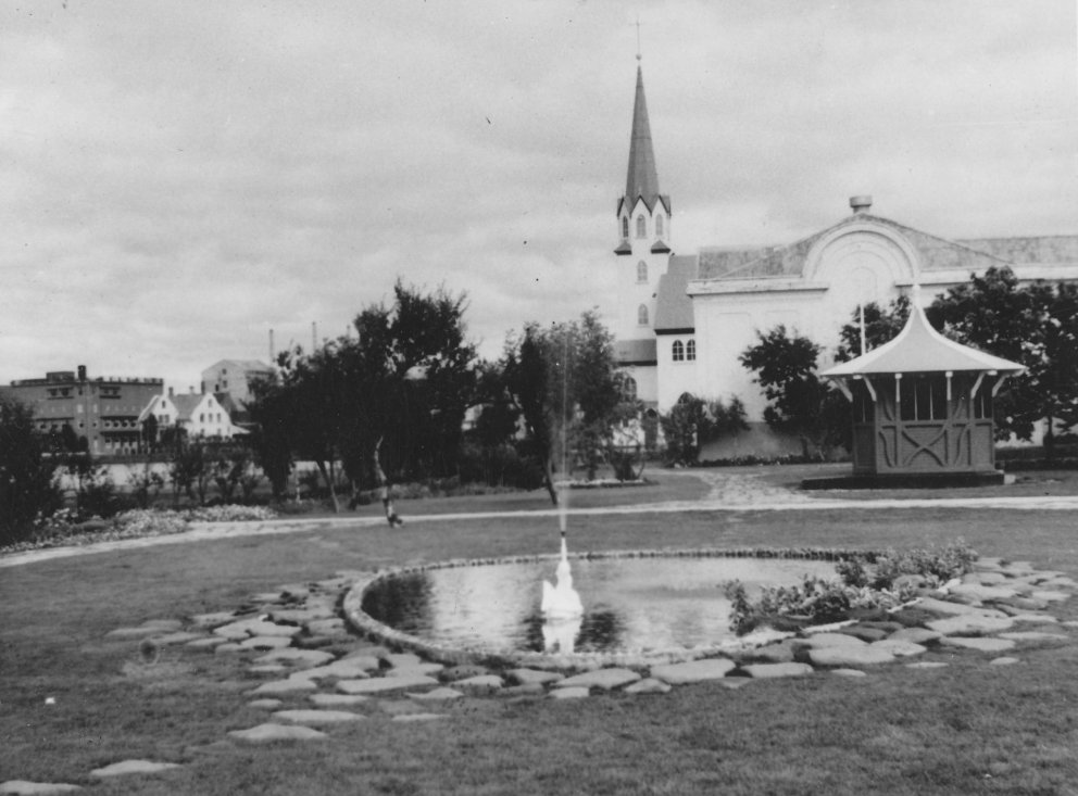 Hallargarðurinn á horni Skothúsvegs og Fríkirkjuvegs