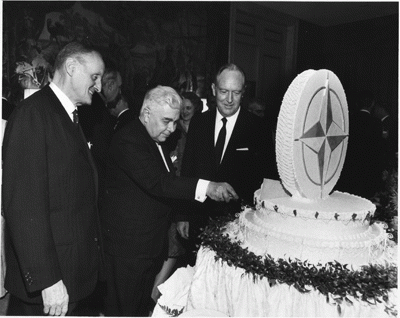 70 ár frá inngöngu Íslands í NATO