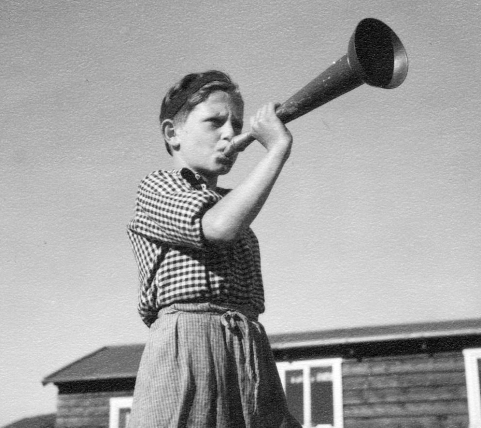 Drengur í sumarbúðum á fimmta áratug síðustu aldar. Ljósmynd úr einkaskjalasafni Íþróttabandalags Re…