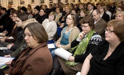 Horft til framtíðar - varðveisla og aðgengi upplýsinga