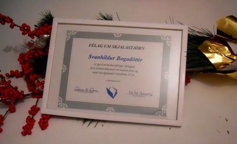 Borgarskjalavörður heiðursfélagi á 25 ára afmæli Félags um skjalastjórn