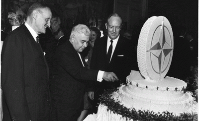 70 ár frá inngöngu Íslands í NATO