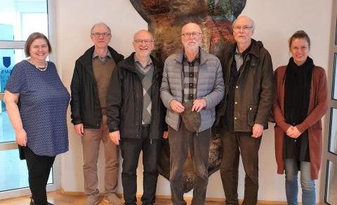 120 ára fjölskyldusaga í 24 öskjum reykvískra hjóna