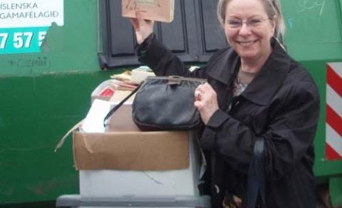 Glöggur starfsmaður Góða hirðisins finnur menningarverðmæti